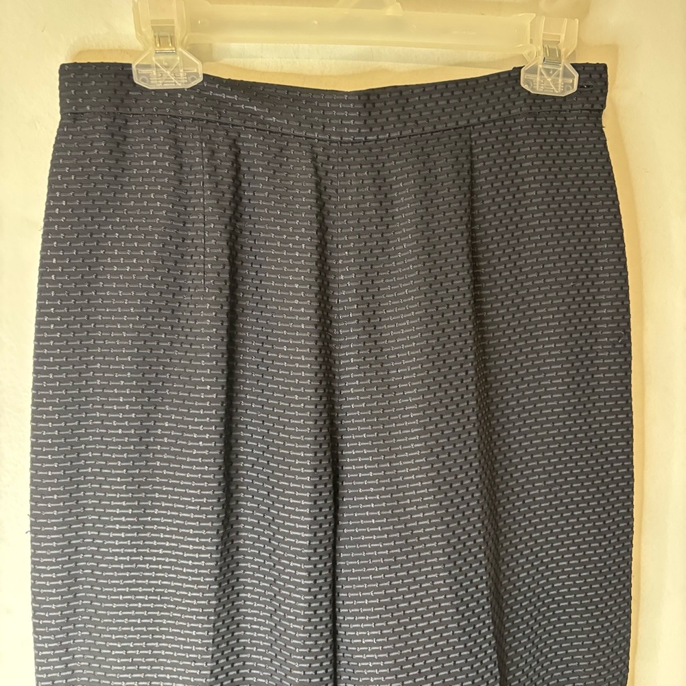 Vintage Carlisle Dress Pants Size 10 Navy Blue Side Zip Pleated Rayon Silk - Picture 2 of 9